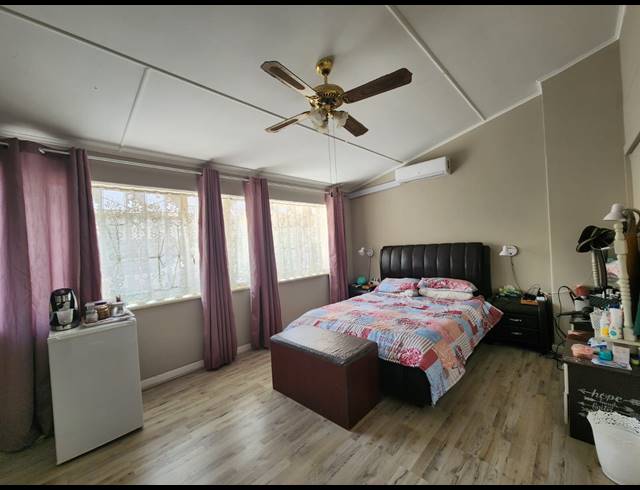 2 BEDROOM TOWNHOUSE FOR SALE IN THREE RIVERS